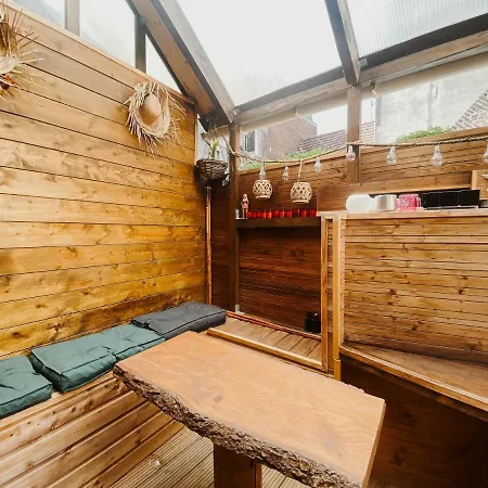 Holiday home La Maison Rose Quartier Des Arts - Hyper Centre *